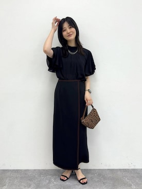 「Andemiu（アンデミュウ）のパイピングIラインスカート/1023734（スカート、ブラック系）」を使った、ぽ　んさん（レディース・161cm）の夏コーディネート