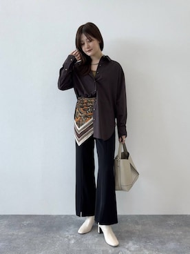 「Andemiu（アンデミュウ）のアイテム（バンダナ/スカーフ）」を使った、ぽ　んさん（レディース・161cm）の秋コーディネート