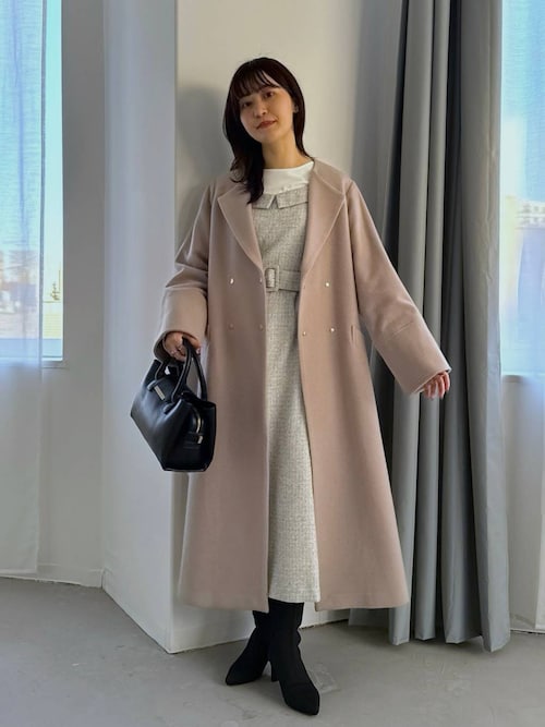 Andemiu 本社ぽ んさんのノーカラーコート「【S.M展開】メルトンノーカラーロングコート124791(Andemiu|アンデミュウ)」を使ったコーディネート