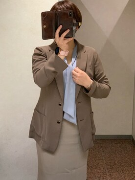 「アイテム（デジタル腕時計、ピンク系）」を使った、e0vo3さん（レディース・156cm）の秋コーディネート