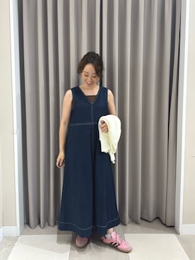 「ITEMS URBANRESEARCH（アイテムズ アーバンリサーチ）の『洗濯可』レーヨンデニムテントワンピース（ワンピース、ブルー系）」を使った、zuu17さん（レディース・157cm）の夏コーディネート