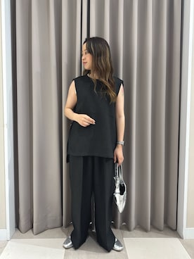 「ITEMS URBANRESEARCH（アイテムズ アーバンリサーチ）のベスト×ワイドパンツセット（セットアップ、グレー系）」を使った、zuu17さん（レディース・157cm）の夏コーディネート