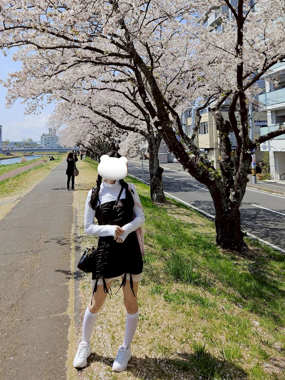 ラスト1点✨【新品未使用】VALLAD サーマル 白 ホワイト Mサイズ② Maison MIHARA YASUHIRO】 Vertical switching hoodie A10HD581