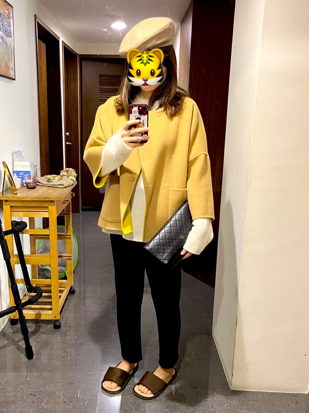 「Jamei chenのアイテム（ニット/セーター、ホワイト系）」を使った、Cyndiさん（レディース・165cm）の春コーディネートの1枚目の写真