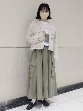 「かぎ編みニット」｜komiさん（レディース・161cm）の春コーディネート