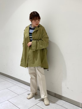 「白デニム」｜「アイテム（ポンチョ）」を使った、とみーさん（レディース・151cm）の冬コーディネート