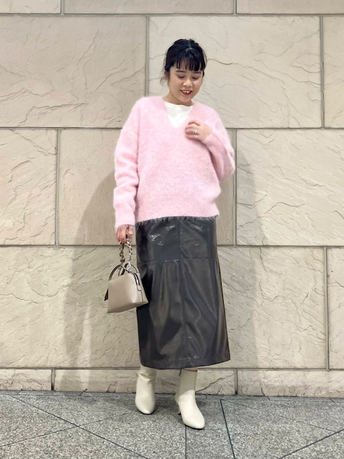 セール】アルパカ混Vネックヘアリーニット（ニット/セーター）｜URBAN