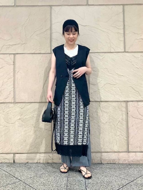 新品　25ss かぐれ　アーバンリサーチ　リネンサロペット　チャコール　麻 新品 25ss かぐれ アーバンリサーチ リネンサロペット チャコール 麻