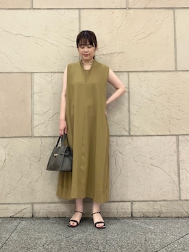 「URBAN RESEARCH ROSSO WOMEN(アーバンリサーチ ロッソ)のクールタッチ 吸水速乾キーネックフレアワンピース(ワンピース、イエロー系)」を使った、umedaさん(レディース・164cm)の夏コーディネート