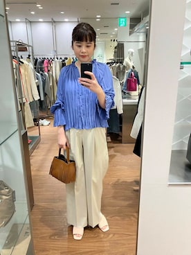 「URBAN RESEARCH ROSSO WOMEN（アーバンリサーチ　ロッソ）の2WAYプリーツブラウス（シャツ/ブラウス）」を使った、umedaさん（レディース・164cm）の冬コーディネート