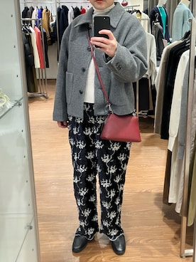 「URBAN RESEARCH ROSSO WOMEN（アーバンリサーチ　ロッソ）のアイテム（ニット/セーター）」を使った、umediaさん（レディース・164cm）の冬コーディネート