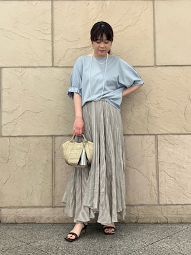 「URBAN RESEARCH ROSSO WOMEN（アーバンリサーチ　ロッソ）のUVカットクールタッチタックスリーブプルオーバー（Tシャツ/カットソー、ブルー系）」を使った、umedaさん（レディース・164cm）の春コーディネート
