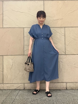 「URBAN RESEARCH ROSSO WOMEN(アーバンリサーチ ロッソ)のウォッシャブルセミシアー2WAYネックワンピース(ワンピース、ブルー系)」を使った、umedaさん(レディース・164cm)の夏コーディネート