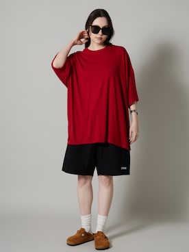 「OK YESTERDAY（オッケーイエスタデイ）のOK YESTERDAY / オーケー イエスタデイ ドレープ Tシャツ / DRAPE T-SHIRT 2026年 夏 夏服（Tシャツ/カットソー、レッド系）」を使った、NA♡さん（レディース・165cm）の夏コーディネート