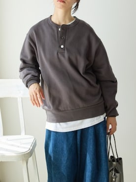 「Healthknit（ヘルスニット）のHealthknit/ヘルスニット Classic sweatshirt henley neck long sleeve ヘンリーネック スウェット トレーナー カジュアル ベーシック 2026年秋冬 秋服（スウェット、ブラック系）」を使った、NA♡さん（レディース・165cm）の秋コーディネート
