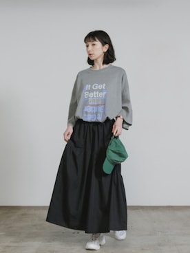 「Chick（チック）のPrinted Crew-Neck Oversized T-Shirt / プリントデザイン クルーネックビッグTシャツ 2026年春夏（Tシャツ/カットソー、グレー系）」を使った、NA♡さん（レディース・165cm）の春コーディネート