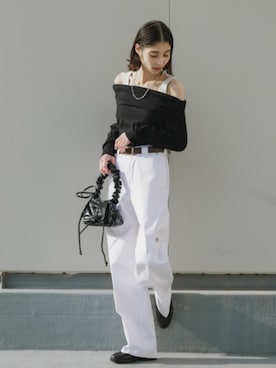 「Dickies（ディッキーズ）のDickies/ディッキーズ LOOSE FIT ダブルニー センタープレス ワークパンツ スケーターパンツ イージーパンツ 85283 レングス32 2026年春夏（チノパンツ、ホワイト系）」を使った、NA♡さん（レディース・165cm）の秋コーディネート