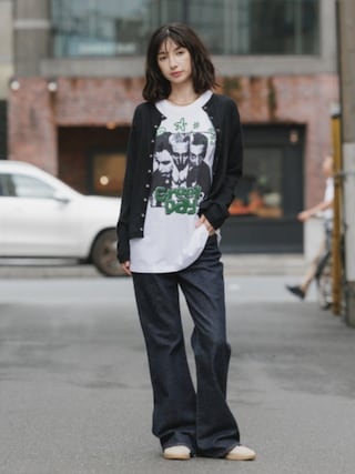 「Dickies(ディッキーズ)のDickies/ディッキーズ TR TWO TUCK WIDE PANTS ツータックワイドスラックス センタープレス ストレートシルエット きれいめ カジュアル 2026年秋冬(スラックス)」を使った、NA♡さん(レディース・165cm)の秋コーディネート