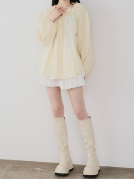「adidas（アディダス）のadidas/アディダス ティアードフリルミニスカート y2k 韓国系 ガーリー 秋 秋服 2026年秋冬（スカート、ホワイト系）」を使った、NA♡さん（レディース・165cm）の秋コーディネート