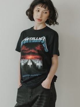 「METALLICA（メタリカ）のMETALLICA (メタリカ) HEART EXPLOSIVE / ROCMTLTSBMOP クルーネック Tシャツ バンドT メンズ 2026年春夏（Tシャツ/カットソー、ブラック系）」を使った、NA♡さん（レディース・165cm）の春コーディネート