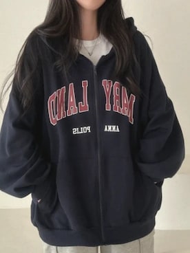 「MELT（メルト）の【オーバーサイズでゆったり可愛い♪】カレッジロゴジップアップパーカー/秋服/冬服（パーカー、ブルー系）」を使った、NA♡さん（レディース・165cm）の秋コーディネート