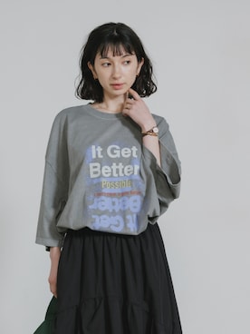 「Chick（チック）のPrinted Crew-Neck Oversized T-Shirt / プリントデザイン クルーネックビッグTシャツ 2026年春夏（Tシャツ/カットソー、グレー系）」を使った、NA♡さん（レディース・165cm）の夏コーディネート
