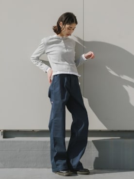 「Dickies（ディッキーズ）のDickies/ディッキーズ LOOSE FIT ダブルニー センタープレス ワークパンツ スケーターパンツ イージーパンツ 85283 レングス32 秋 秋服 2026年秋冬（チノパンツ、ブルー系）」を使った、NA♡さん（レディース・165cm）の秋コーディネート