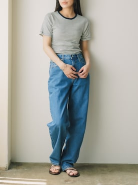 「OK YESTERDAY（オッケーイエスタデイ）のOK YESTERDAY / オーケー イエスタデイ  テーパードデニムパンツ 2026年 夏 夏服（デニムパンツ、ブルー系）」を使った、NA♡さん（レディース・165cm）の夏コーディネート