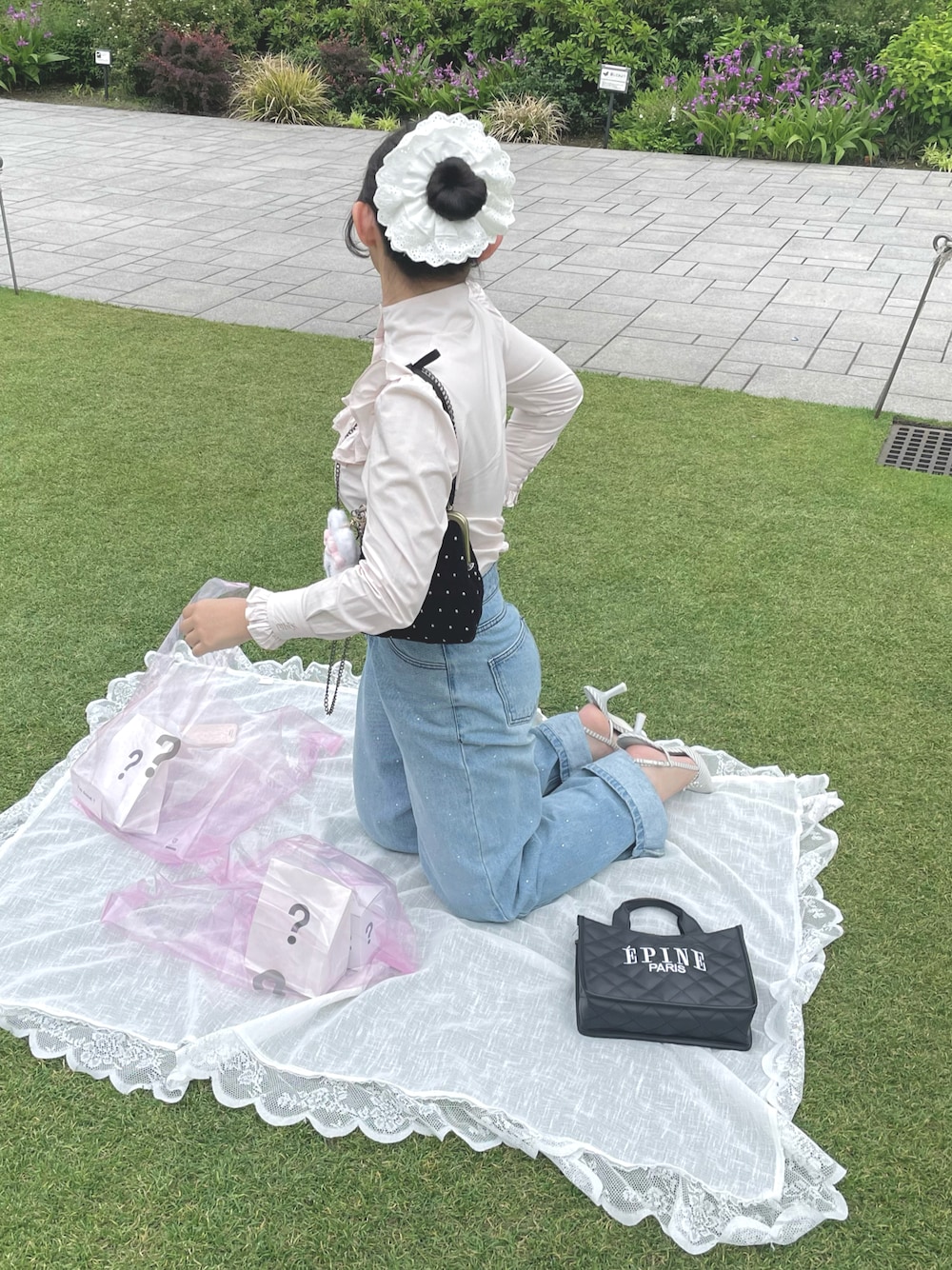 「最近のいい感じコーデ」｜「Bibiy.のアイテム（シャツ/ブラウス、ピンク系）」を使った、minamomongaさん（レディース・157cm）の春コーディネートの1枚目の写真