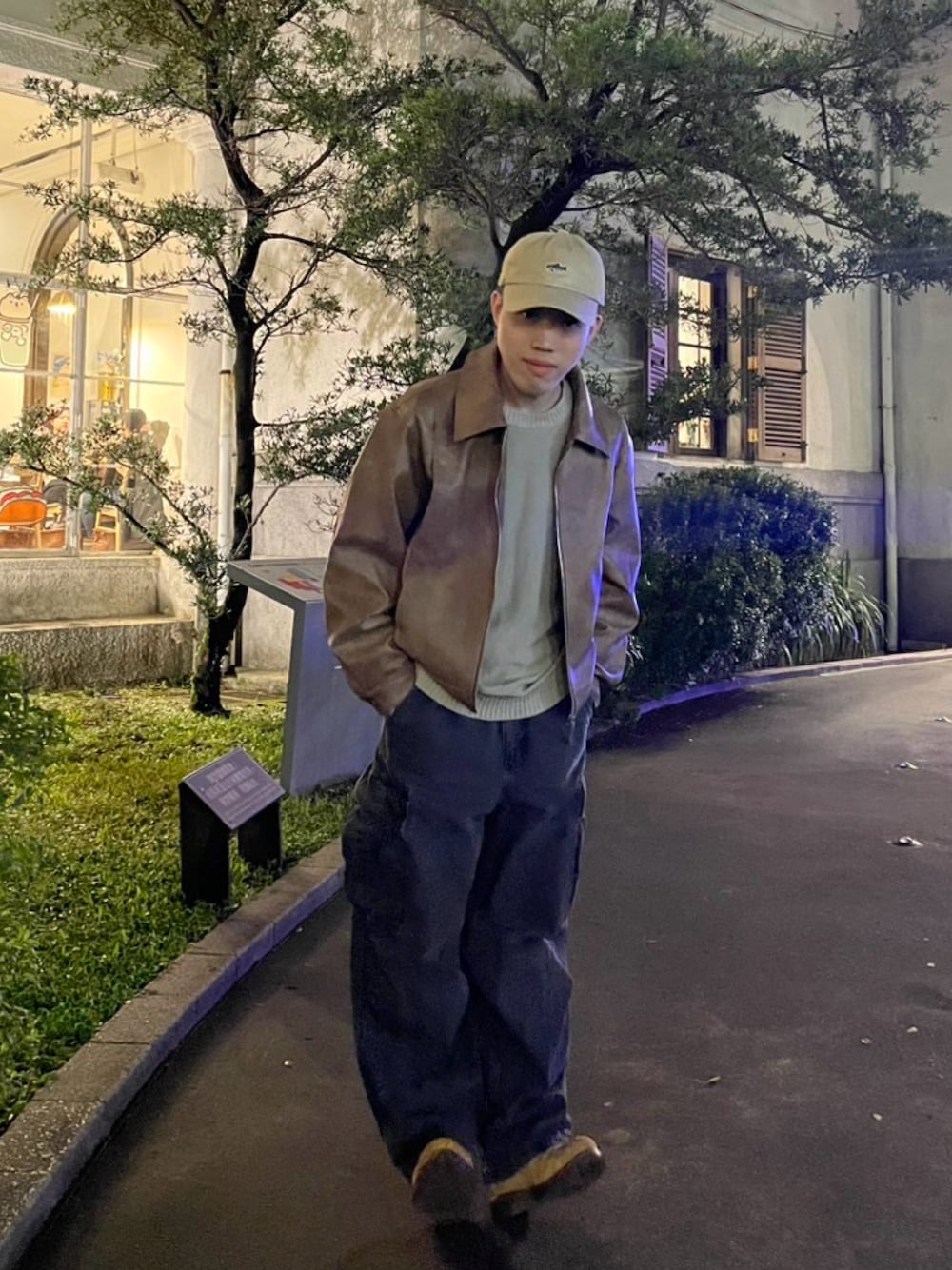 「台湾人、台北市、中山、羊毛とおはな」｜「jksのアイテム（キャップ、ベージュ系）」を使った、bigweiさん（メンズ・169cm）の冬コーディネートの1枚目の写真