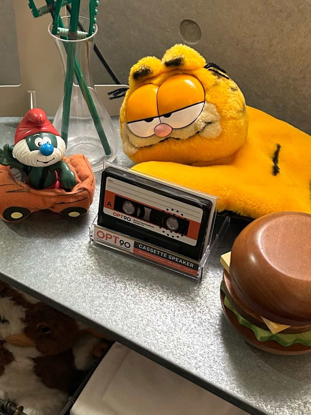 「カセット、スピーカー」｜「BIRTHDAY BARのカセットスピーカー（スピーカー、ブラック系）」を使った、takahashiさん（メンズ・169cm）の春コーディネートの1枚目の写真