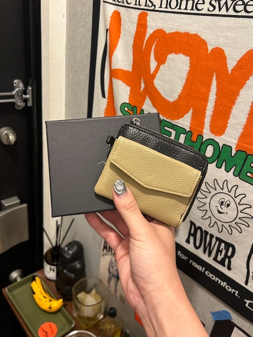 おさいふ セール】【onoff// オノフ】本革ミニマルチウォレット（財布