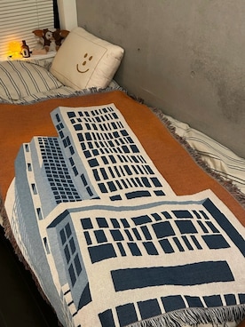 「BIRTHDAY BAR（バースデイバー）の【インフルエンサーtakahashi企画】Bldg. throwket　ビルディングスローケット（ブランケット）」を使った、takahashiさん（メンズ・169cm・30代）の夏コーディネート