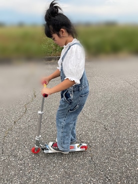 「しまむら（シマムラ）のアイテム（サロペット/オーバーオール）」を使った、hotaru1111さん（キッズ・140cm）の秋コーディネート