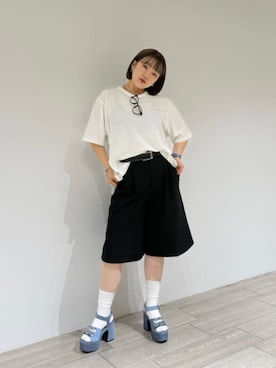 「アイテム（サンダル、ブルー系）」を使った、藤井　オデット エ オディール スタッフさん（レディース・155cm）の夏コーディネート
