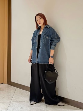 「YAHKI（ヤーキ）の【別注】＜YAHKI＞SP 2WAY HEART（ショルダーバッグ）」を使った、藤井　オデット エ オディール スタッフさん（レディース・155cm）の秋コーディネート