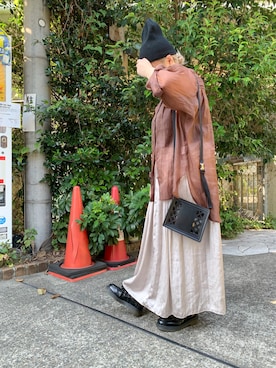 「シースルー」｜「アイテム（ニットキャップ/ビーニー）」を使った、OLENさん（レディース・156cm）の秋コーディネート
