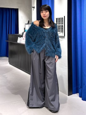 「PAGEBOY（ページボーイ）のスリーピーシャギーVネックカーディガン（Cardigans、ブルー系）」を使った、うなちゃんさん（レディース・152cm）の秋コーディネート