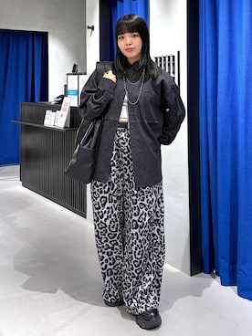 「PAGEBOY（ページボーイ）のスエードライクルーズシャツ（Shirts、ブラック系）」を使った、うなちゃんさん（レディース・152cm）の秋コーディネート