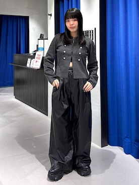 「PAGEBOY（ページボーイ）のセットアップワイドスラックス【セットアップ対応/無地色のみイージーケア】（Trousers、ブラック系）」を使った、うなちゃんさん（レディース・152cm）の秋コーディネート