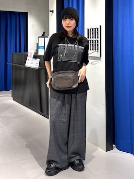 「PAGEBOY（ページボーイ）のモノトーンフォトTシャツ【選べる着丈】（Tシャツ/カットソー、ブラック系）」を使った、うなちゃんさん（レディース・152cm）の夏コーディネート