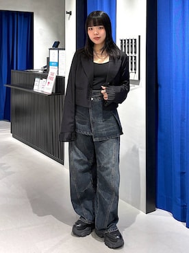 「PAGEBOY（ページボーイ）のカーブラインコクーンデニム【セットアップ対応】（Denim pants、ブルー系）」を使った、うなちゃんさん（レディース・152cm）の秋コーディネート