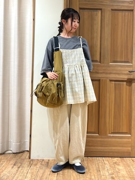 「アイテム（ドレスシューズ、グレー系）」を使った、しば。さん（レディース・152cm）の秋コーディネート