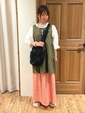 「秋先取りコーデ」｜「アイテム（ハンドバッグ）」を使った、しば。さん（レディース・152cm）の秋コーディネート