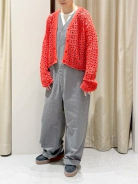 「アイテム（サロペット/オーバーオール、グレー系）」を使った、RNA MEDIA ZOZOTOWN STAFFさん（レディース・156cm）の秋コーディネート