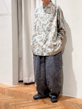 「RNA-N（アールエヌエーエヌ）のR4472 フレンチリネンワイドストレートパンツ（その他パンツ、グレー系）」を使った、RNA MEDIA ZOZOTOWN STAFFさん（レディース・163cm）の夏コーディネート