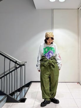 「アイテム（つなぎ/オールインワン、グリーン系）」を使った、RNA MEDIA ZOZOTOWN STAFFさん（レディース・158cm）の秋コーディネート