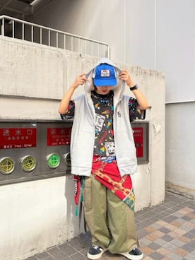 「RNA（アールエヌエー）のR4364 ワーク×ミリタリーリメイクパンツ（その他パンツ、グリーン系）」を使った、RNA MEDIA ZOZOTOWN STAFFさん（レディース・163cm）の夏コーディネート
