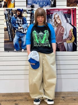 「RNA（アールエヌエー）のR4122 イージーＢＩＧペインター（チノパンツ、ベージュ系）」を使った、RNA MEDIA ZOZOTOWN STAFFさん（レディース・163cm）の夏コーディネート