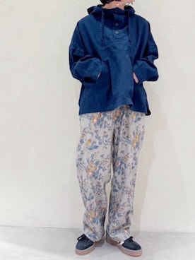 「アノラックパーカー」｜「アイテム（その他アウター）」を使った、RNA MEDIA ZOZOTOWN STAFFさん（レディース・164cm）の春コーディネート